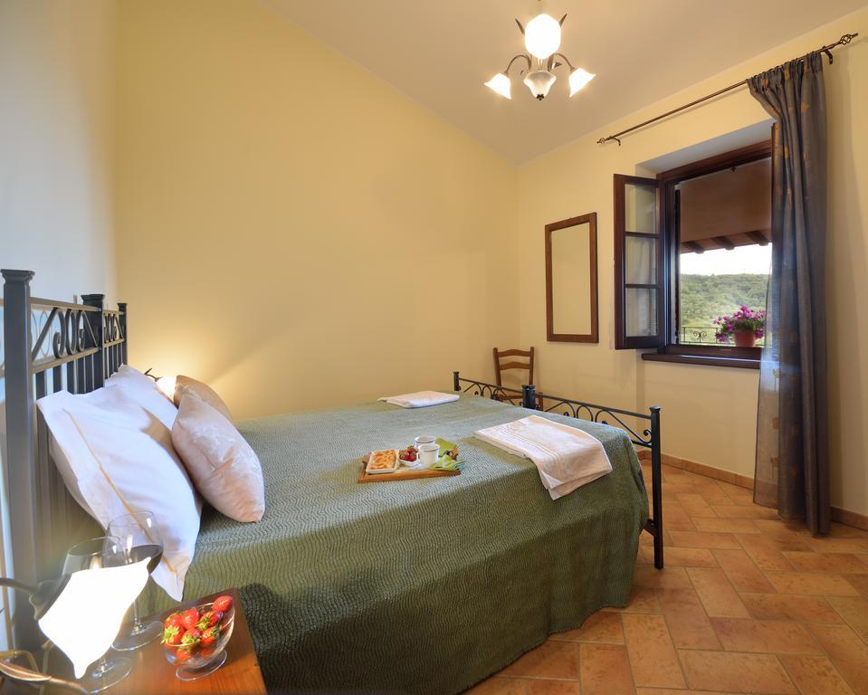 Agriturismo San Severo Passignano sul Trasimeno Oda fotoğraf